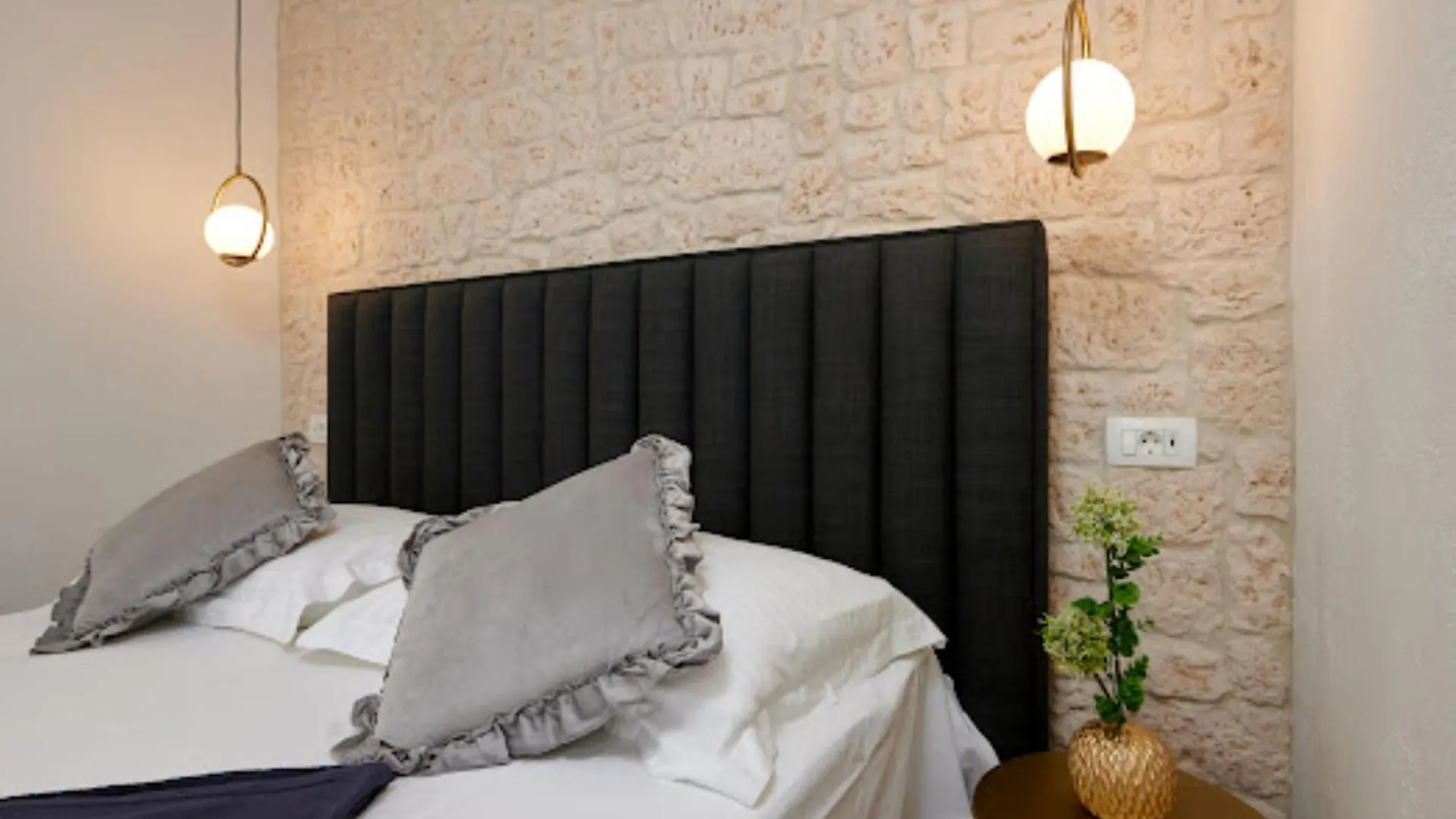 Guesthouse Ana Trogir Old Town
