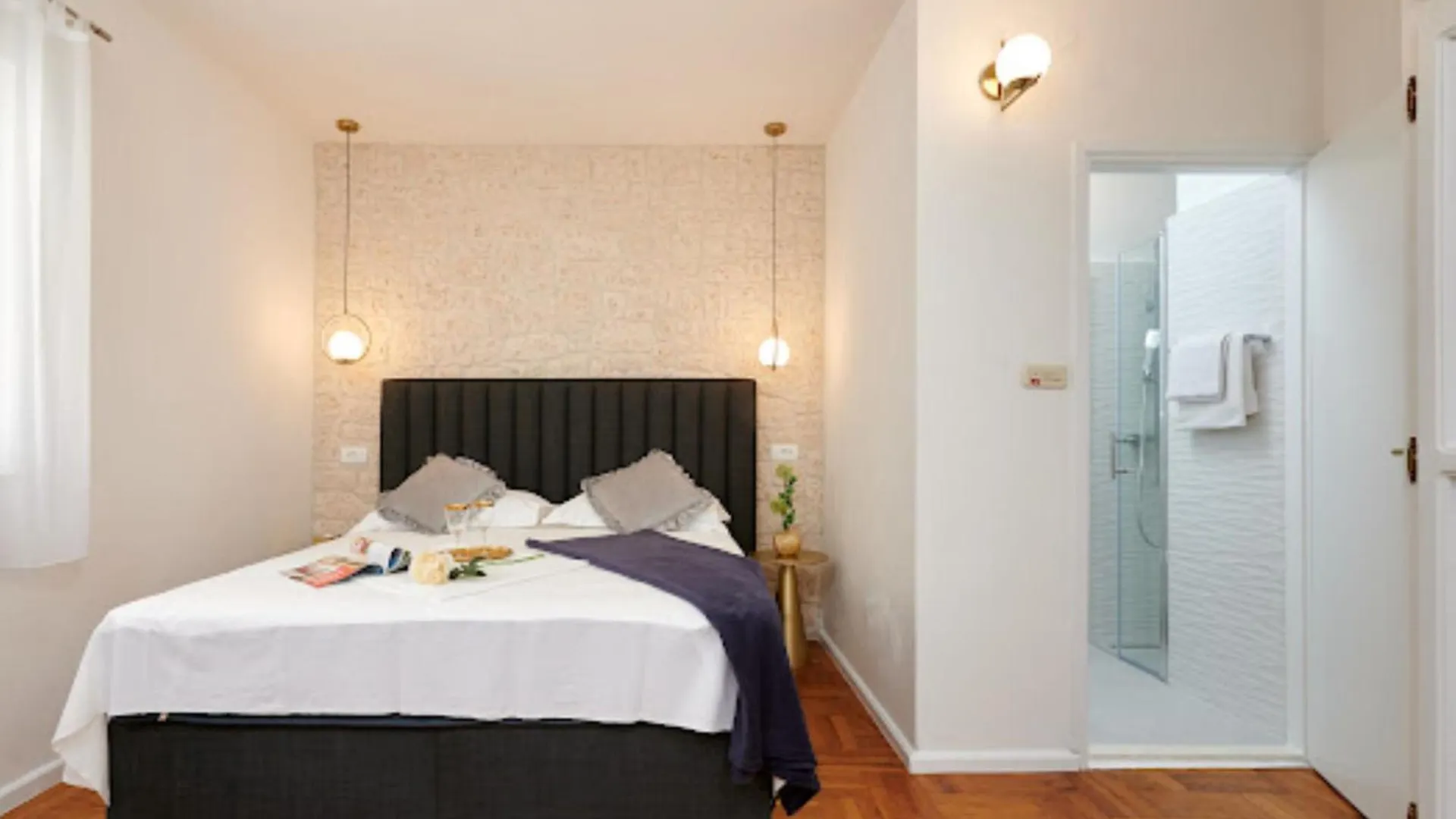 Guesthouse Ana Trogir Old Town 3*,